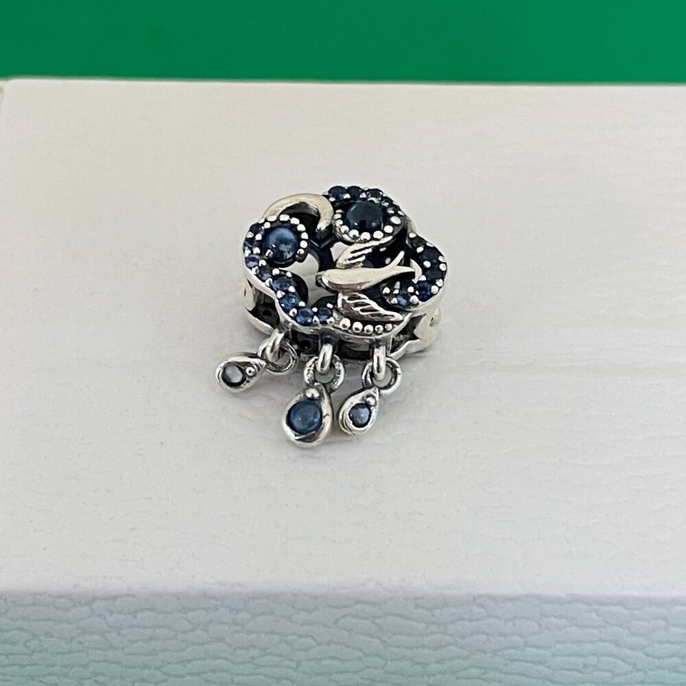 Pandora Time to Fly, Let Your Dreams Be Your Wings Swallow and Murano Charm Trio